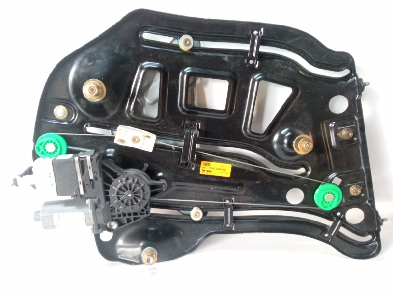 Recambio de elevalunas trasero izquierdo para peugeot 307 (s1) 1.6 16v cat referencia OEM IAM 8H0959801A 8H0839397 