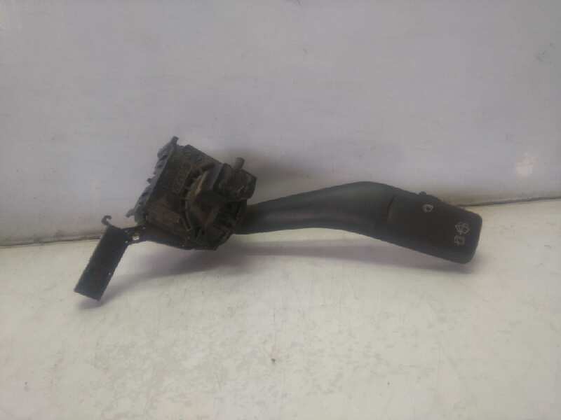 Recambio de mando limpia para volkswagen golf v berlina (1k1) gt sport referencia OEM IAM 1K0953519 01203504 