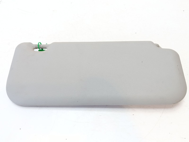 Recambio de parasol izquierdo para toyota yaris active referencia OEM IAM 74320K0090B0  