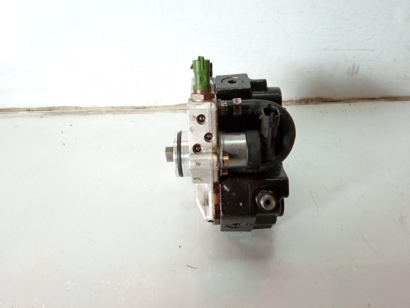 Recambio de bomba inyeccion para volvo s80 berlina 2.5 d referencia OEM IAM 8692521 0445010111 