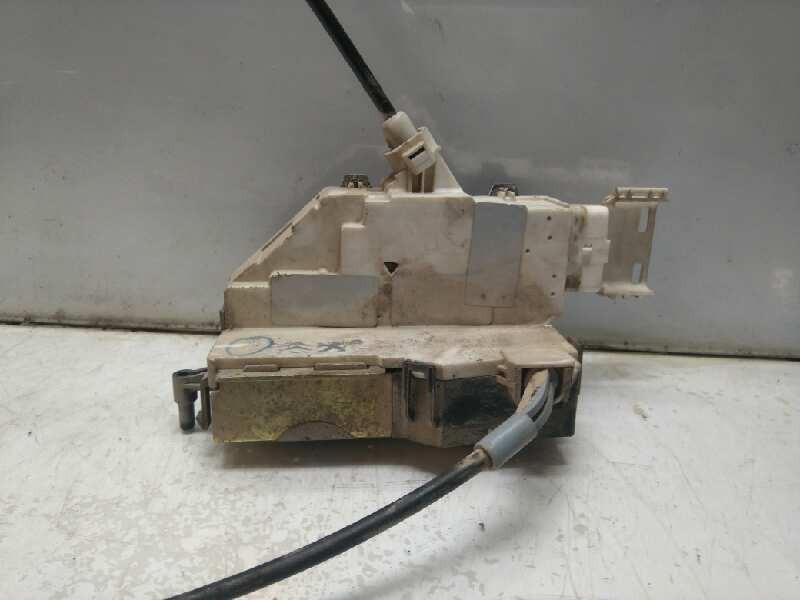 Recambio de cerradura puerta delantera derecha para citroën c4 berlina exclusive referencia OEM IAM 9647172680 40627120 