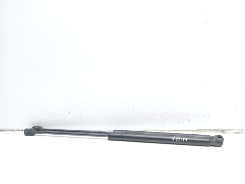 Recambio de amortiguadores maletero / porton para ford focus berlina (cap) ghia referencia OEM IAM 1321021  