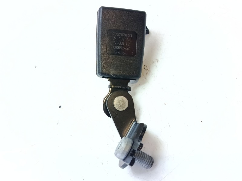 Recambio de enganche cinturon trasero derecho para mini mini (f56) cooper s referencia OEM IAM 72117364224 34180806C 736207003