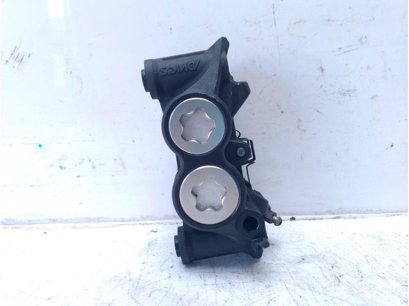 Recambio de pinza freno delantera derecha para yamaha mt-09 (7.2013) referencia OEM IAM 2DR2580U00  