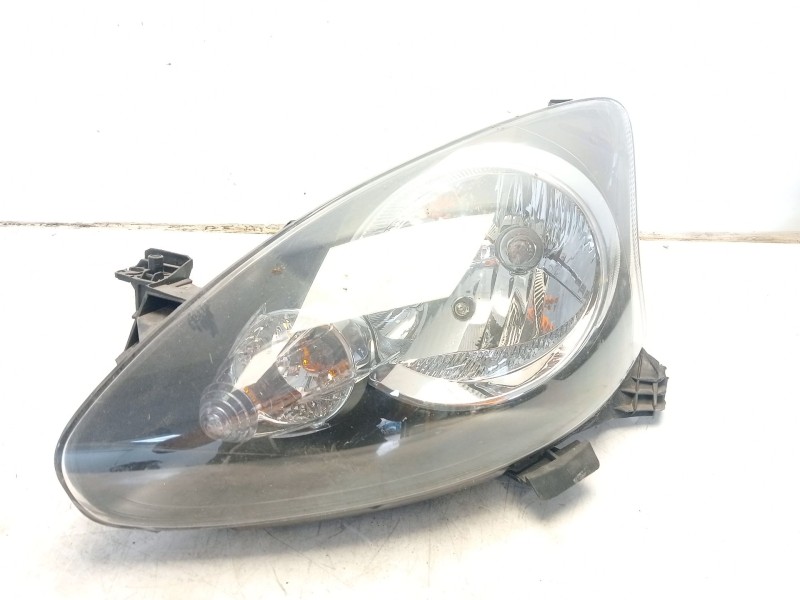 Recambio de faro izquierdo para toyota aygo (kgb/wnb) referencia OEM IAM 811700H010  