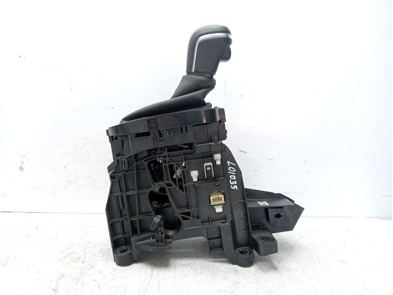 Recambio de palanca cambio para toyota yaris 1.5 16v cat referencia OEM IAM 33560F4050  