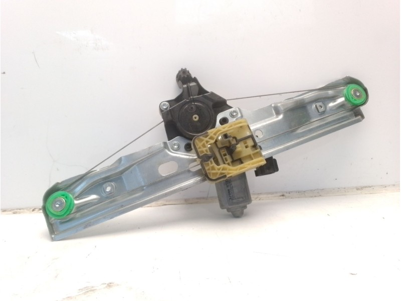 Recambio de elevalunas trasero derecho para ford focus turn. (cb8) titanium referencia OEM IAM BM51A27000BE 924760107 A65083112
