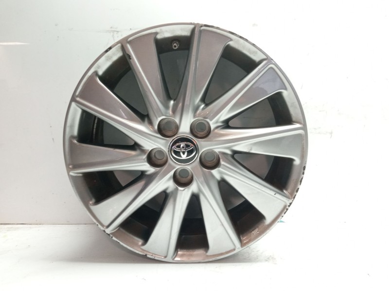 Recambio de llanta para toyota yaris referencia OEM IAM 42611YP500  