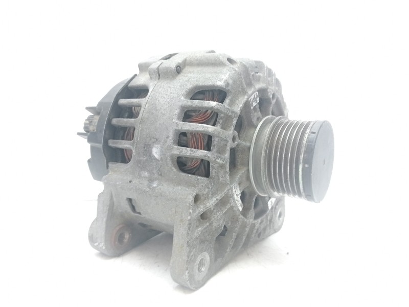 Recambio de alternador para dacia logan ambiance music referencia OEM IAM 8200385098  