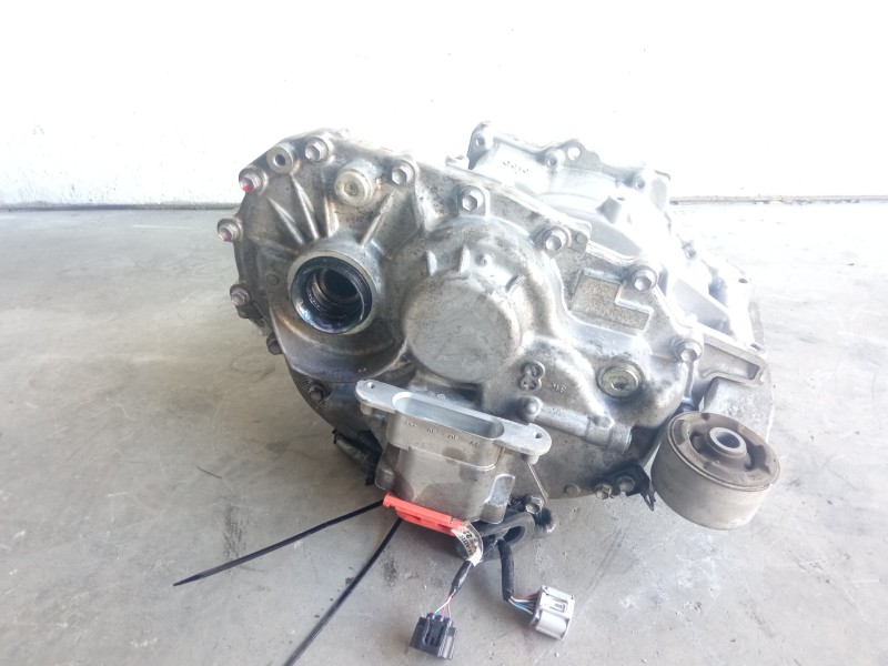 Recambio de diferencial trasero para toyota rav 4 advance hybrid referencia OEM IAM TZ215X001  