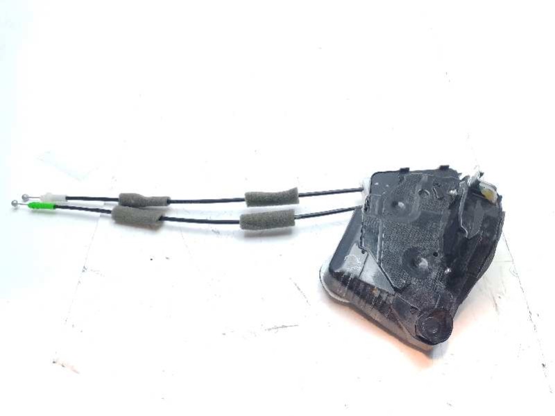 Recambio de cerradura puerta delantera derecha para toyota yaris referencia OEM IAM 69030K0041 M7313450M6 