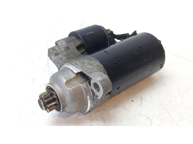 Recambio de motor arranque para volkswagen polo (9n1) conceptline referencia OEM IAM 02T911023H  BOSCH 0001125051