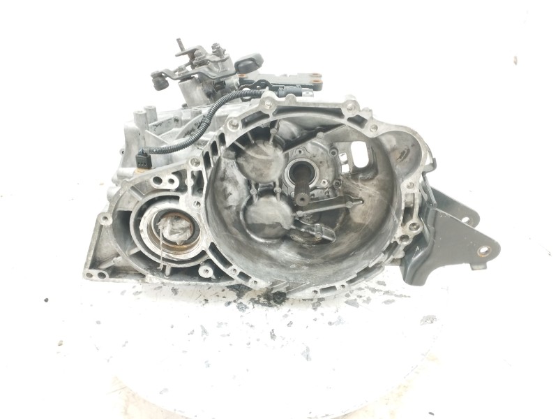 Recambio de caja cambios para hyundai tucson (jm) 2.0 crdi cat referencia OEM IAM S614JE  