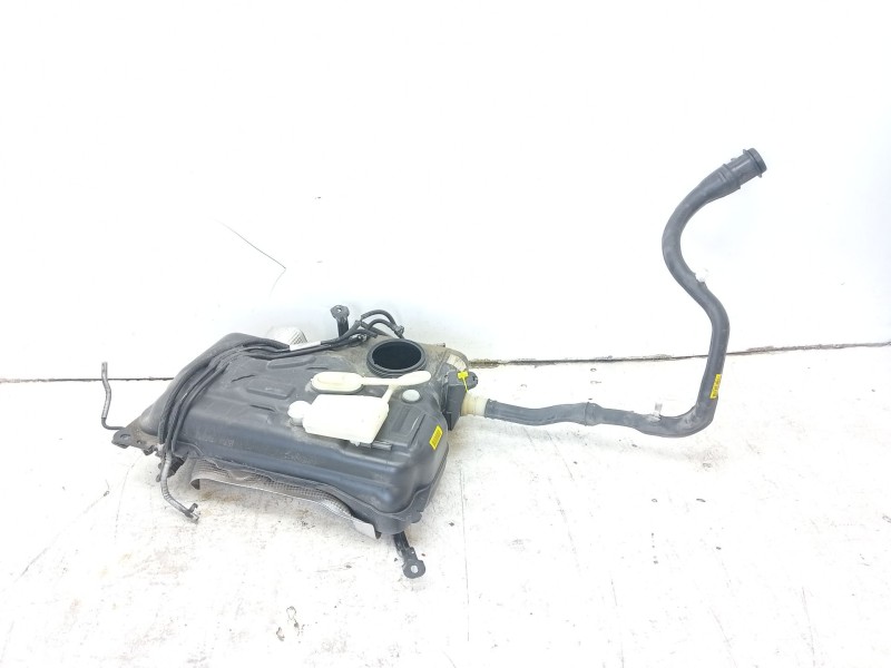 Recambio de deposito combustible para toyota proace verso referencia OEM IAM SU001A8881  9823351980