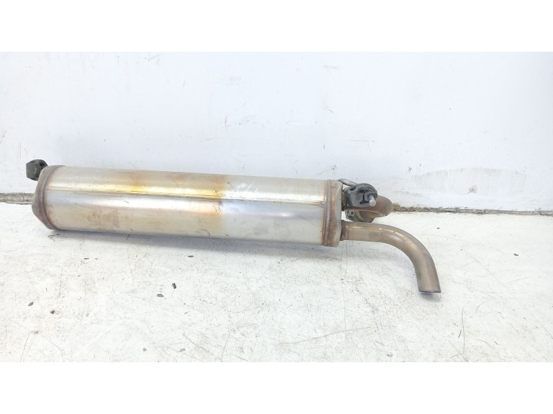 Recambio de silenciador trasero para toyota yaris active referencia OEM IAM 17430F3040  