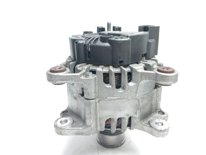 Recambio de alternador para volkswagen polo advance referencia OEM IAM 04E903021N 216036892 