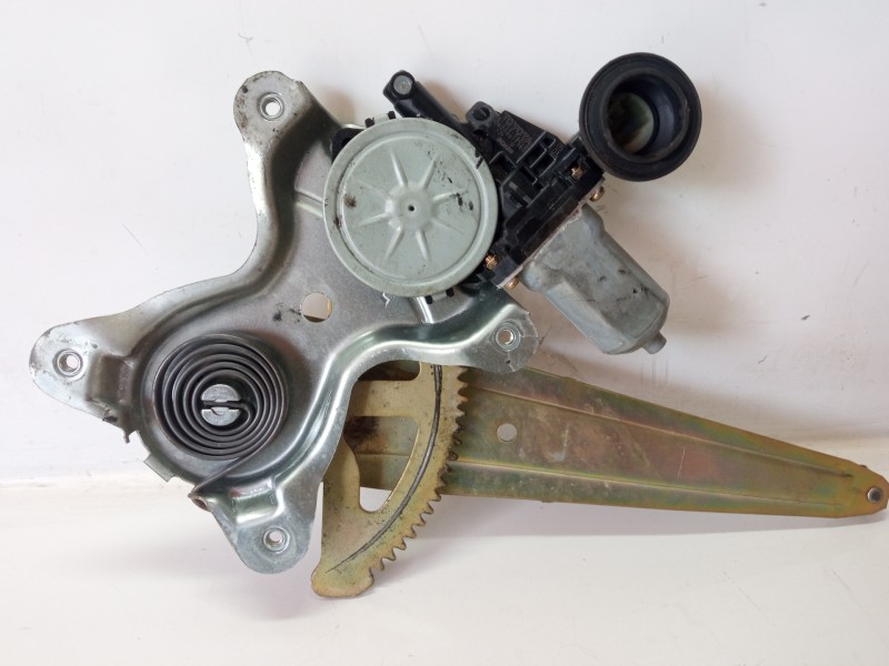 Recambio de motor elevalunas delantero derecho para lexus rx 300(mcu35) luxury referencia OEM IAM 8571058010 8571058010 
