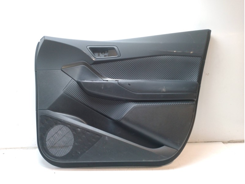 Recambio de guarnecido puerta delantera derecha para toyota c-hr referencia OEM IAM 67610F4180C3 67781X1B25 