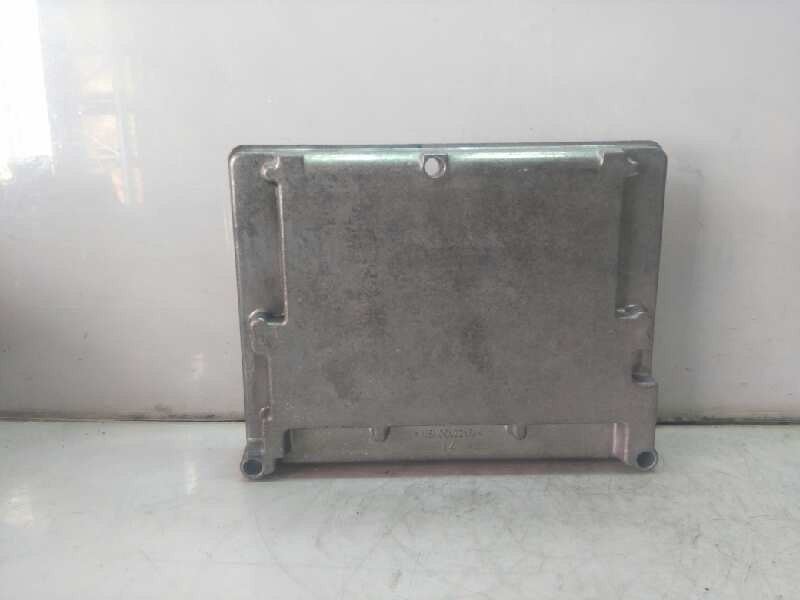 Recambio de centralita motor uce para volvo v50 familiar 1.8 f kinetic referencia OEM IAM 30743371  