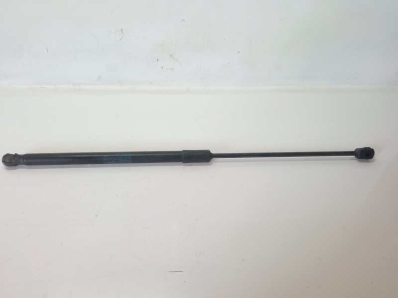Recambio de amortiguadores maletero / porton para seat ibiza (kj1) xcellence referencia OEM IAM 6F0827550 6F0827550 
