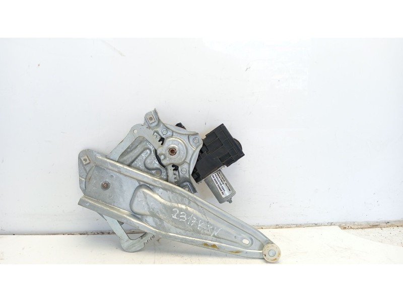 Recambio de elevalunas trasero derecho para toyota c-hr referencia OEM IAM 69830F4010  