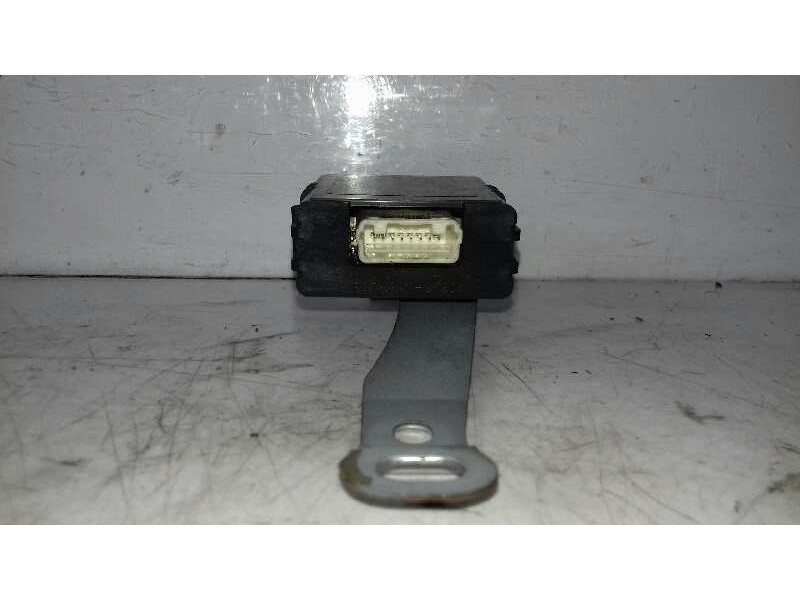Recambio de modulo electronico para toyota prius (nhw20) sol referencia OEM IAM 8999110740  
