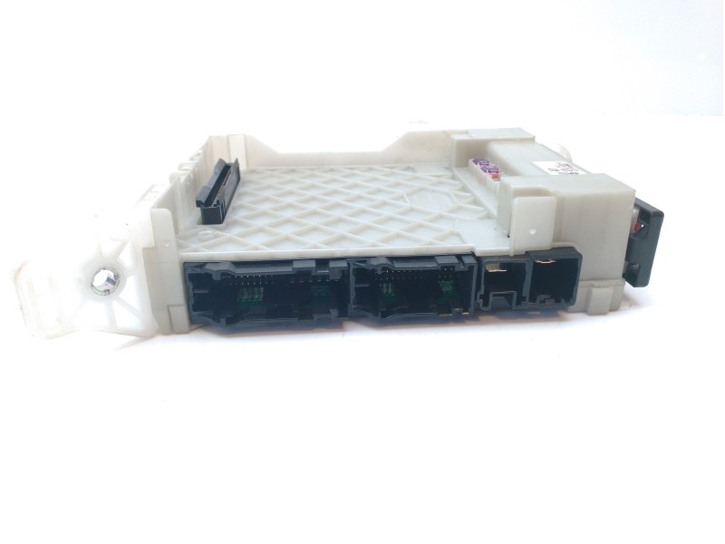 Recambio de caja reles / fusibles para toyota c-hr hybrid advance referencia OEM IAM 82730F4010  