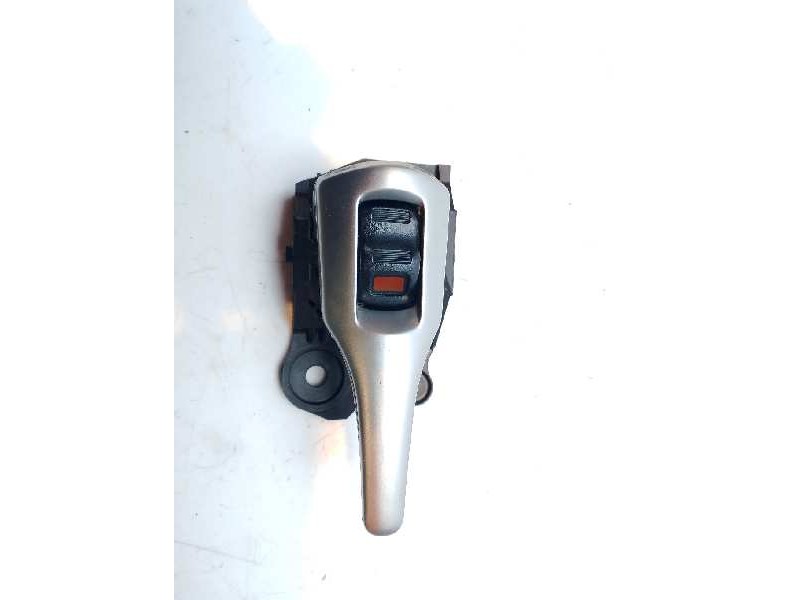 Recambio de maneta interior delantera izquierda para toyota verso referencia OEM IAM 6920602120B3  