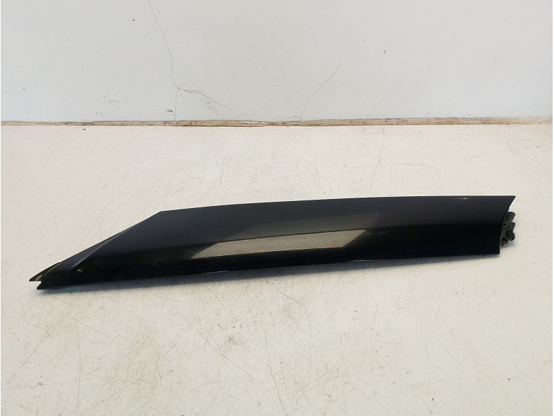 Recambio de molduras delanteras para mini mini (f56) cooper s referencia OEM IAM 7300008  
