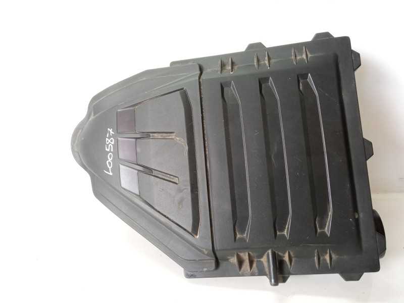Recambio de filtro aire para seat ibiza (kj1) xcellence referencia OEM IAM 04C129601M 04C129620A 04C129601M