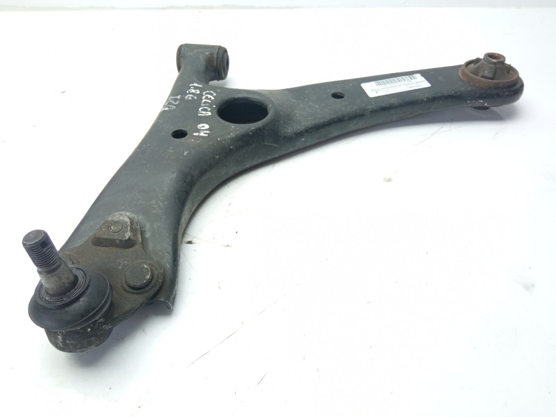 Recambio de brazo suspension inferior delantero izquierdo para toyota celica (t23) 1.8 referencia OEM IAM   