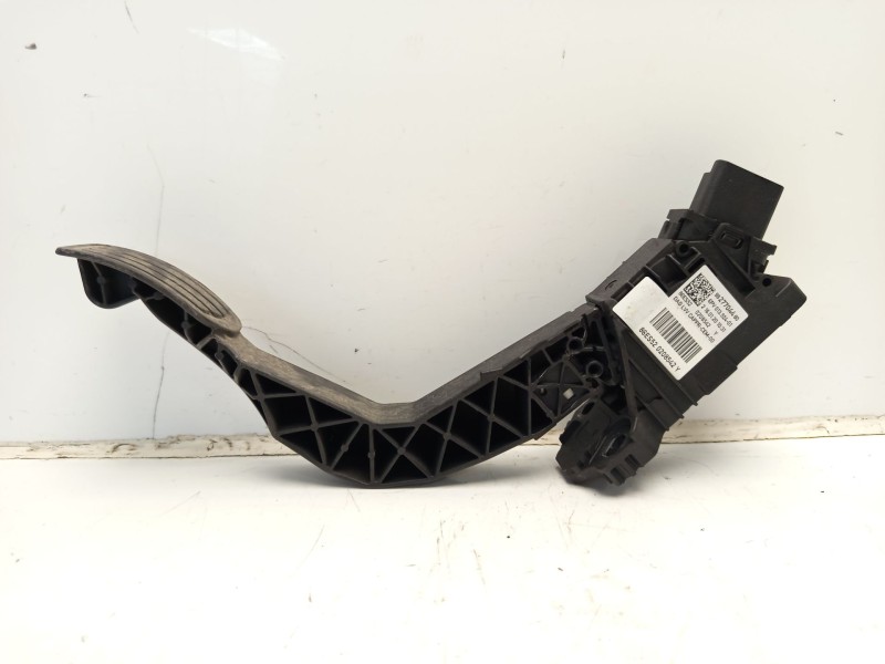 Recambio de pedal acelerador para peugeot 2008 (p1) active referencia OEM IAM 9827704480  