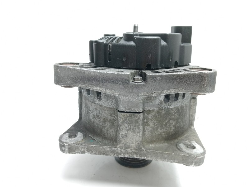 Recambio de alternador para renault scenic ii 1.9 dci diesel referencia OEM IAM 8200290215 TG11C022 