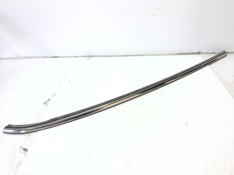 Recambio de molduras traseras para mini mini (f56) cooper s referencia OEM IAM 51377300019  12866210