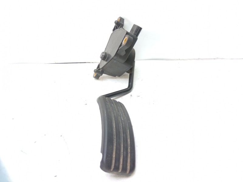 Recambio de pedal acelerador para renault scenic ii 1.9 dci diesel referencia OEM IAM 8200159647  