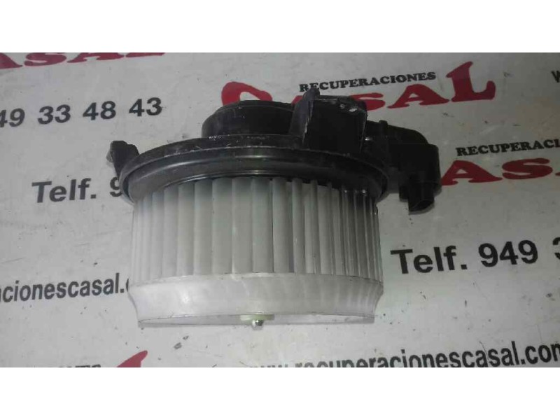 Recambio de motor calefaccion para toyota auris luna+ referencia OEM IAM 2727008103  