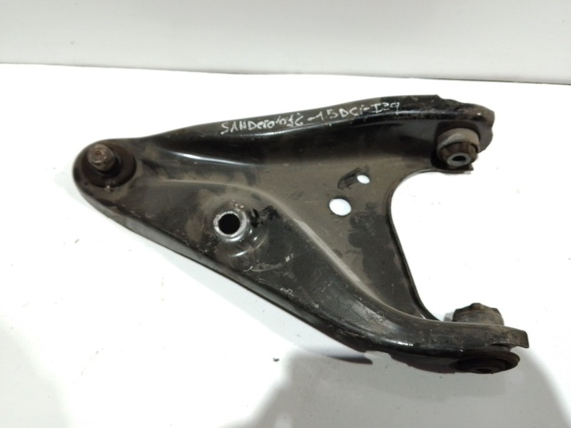 Recambio de brazo suspension inferior delantero izquierdo para dacia sandero laureate referencia OEM IAM   