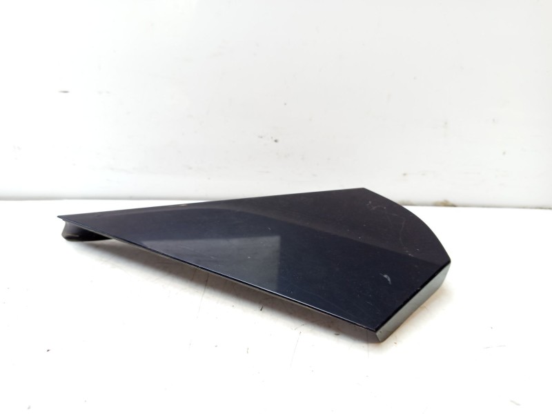 Recambio de moldura para toyota c-hr referencia OEM IAM 62581F4011  