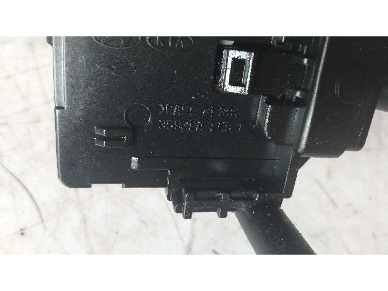 Recambio de mando limpia para hyundai i30 comfort referencia OEM IAM 3693PA 934202R010WP010 