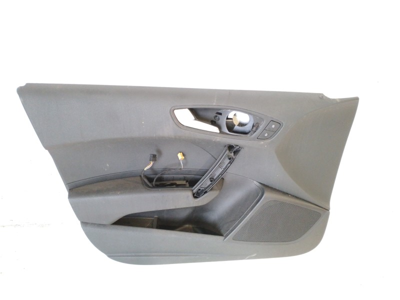 Recambio de guarnecido puerta delantera izquierda para audi a1 sportback (8xa) ambition referencia OEM IAM 8X4867104 8X4867117 