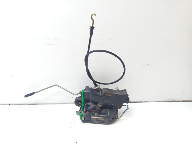 Recambio de cerradura puerta delantera derecha para mercedes-benz vito mixto 06.2003 referencia OEM IAM A6397200535  