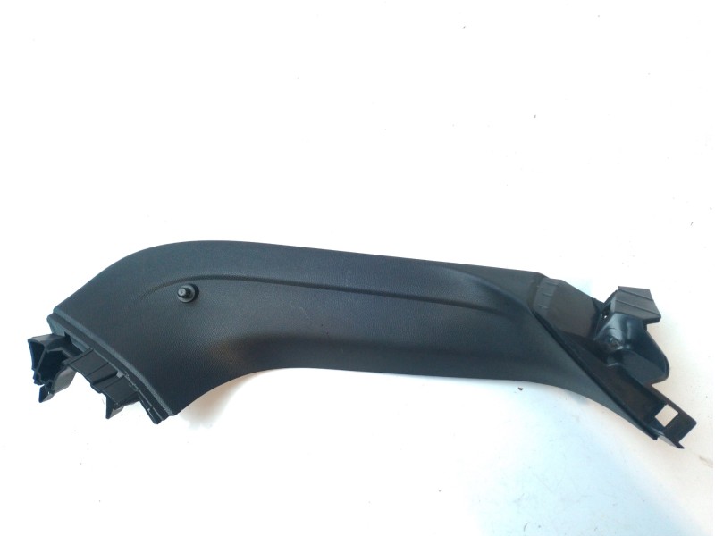 Recambio de moldura para cupra formentor tsi cupra referencia OEM IAM 5FF8677034PK  