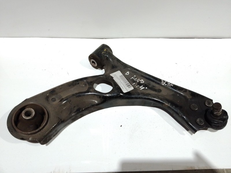 Recambio de brazo suspension inferior delantero derecho para toyota auris 2.0 d-4d cat referencia OEM IAM   