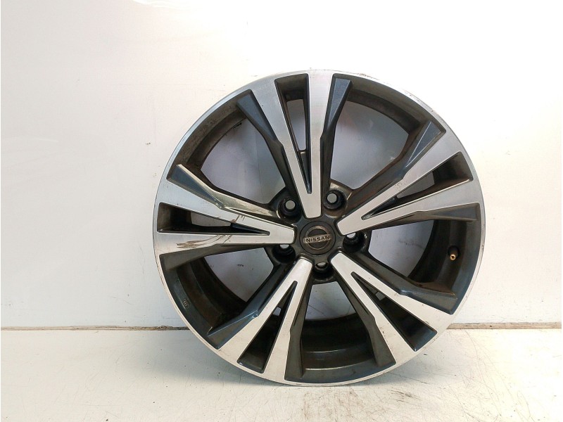 Recambio de llanta para nissan qashqai ii (j11, j11_) 1.3 dig-t referencia OEM IAM D0C00HV03B  