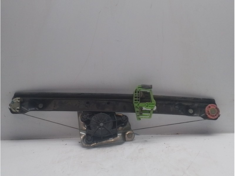 Recambio de elevalunas trasero izquierdo para bmw serie 1 berlina (e81/e87) 116d referencia OEM IAM 51357138467  