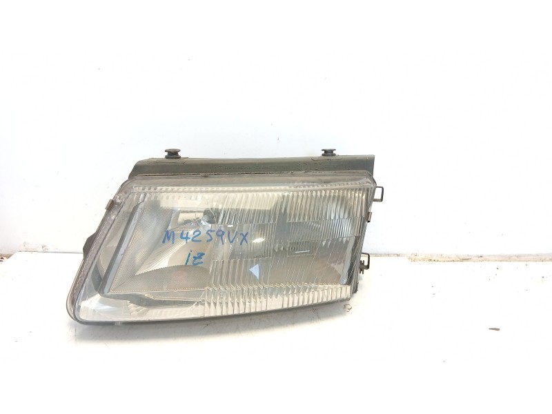Recambio de faro izquierdo para volkswagen passat b5 (3b2) 1.9 tdi referencia OEM IAM 3B0941017R  