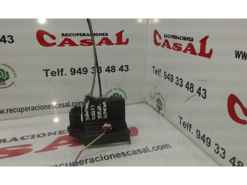 Recambio de cerradura puerta delantera derecha para ssangyong rodius xdi premium referencia OEM IAM 7122021004  