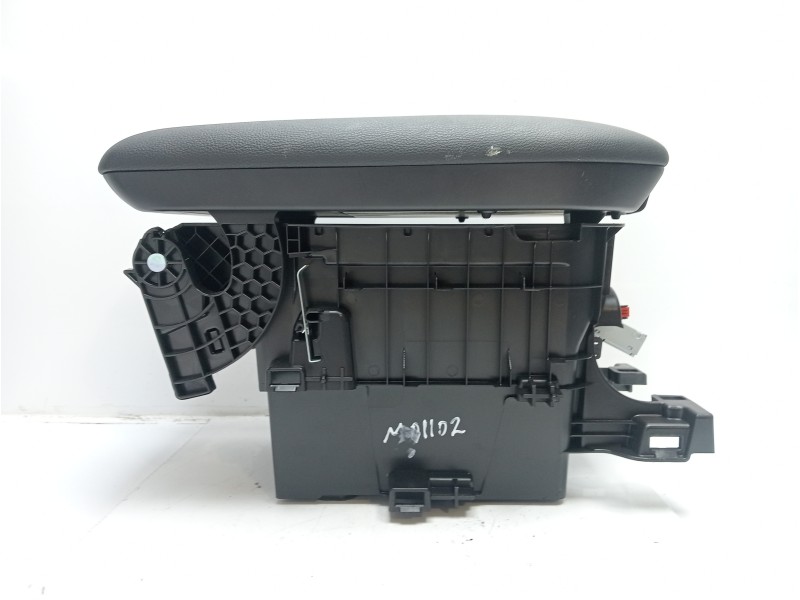 Recambio de apoyabrazos central para toyota rav4 referencia OEM IAM 5892042020C1  