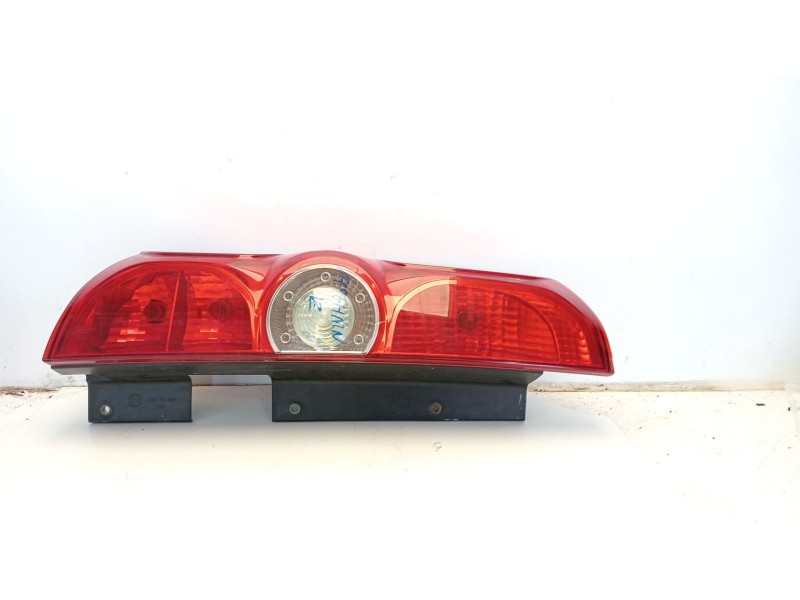 Recambio de piloto trasero izquierdo para fiat doblo cargo 1.6 jtdm 16v cat referencia OEM IAM 51810673  