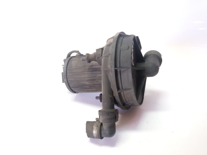 Recambio de valvula aire adicional para audi a8 (4e2) 6.0 quattro referencia OEM IAM 06A131333D 7H0959253 